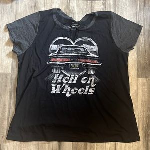 Torrid “Hell on Wheels” Tee shirt sz 3